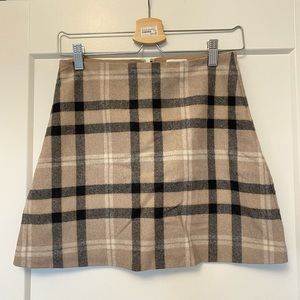 Aritzia Wilfred Classic Mini Skirt